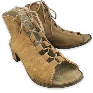 4 for $40 SALE! Steve Madden Adelene Suede Lace Up Sandals, Taupe, Size 10M